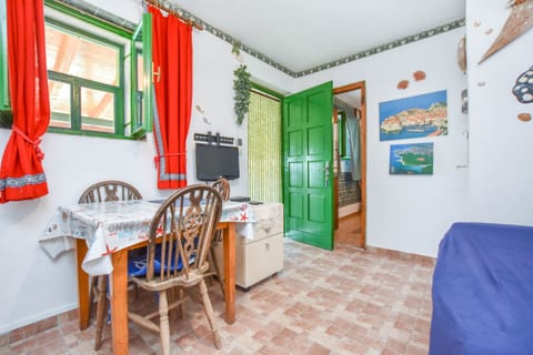House Vesela - Unit 46987-61