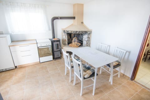 House Johan - Unit 46992-61