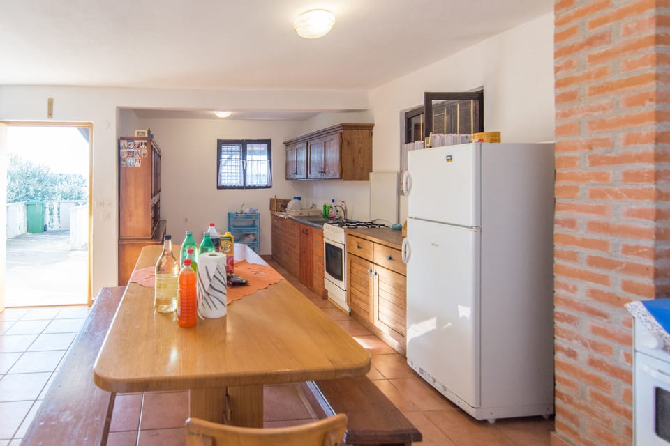 House Otusi - Unit 46996-61