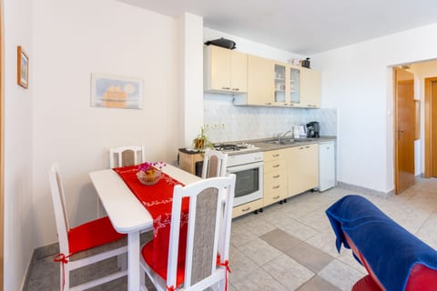Apartment Besima - Unit 46997-61