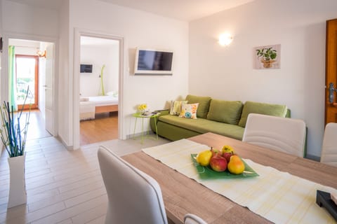 Apartments Skomeršić - Unit 47083-61