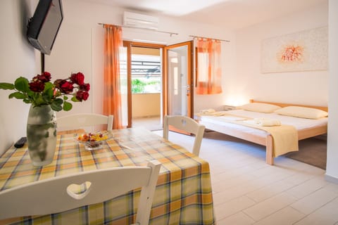 Apartments Skomeršić - Unit 126717-15