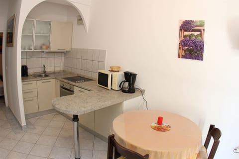 Apartment Nikola - Unit 47132-61