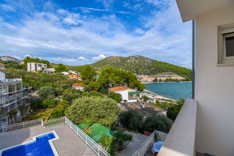 Apartments Jakov - Unit 47159-61