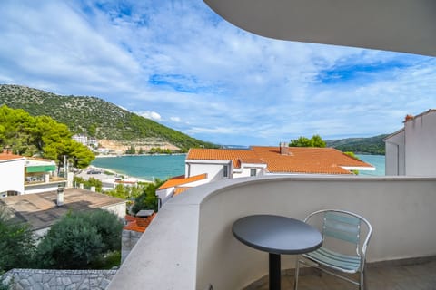 Apartments Jakov - Unit 47160-61