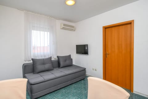 Apartments Jakov - Unit 47162-61