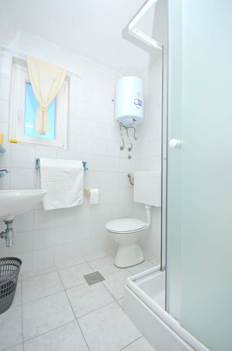 Apartments and Rooms On the Beach - Unit 47187-61