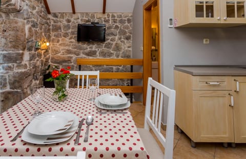 House Gordana - Unit 47191-61