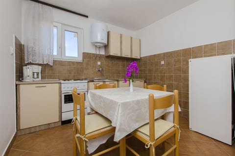 Apartments Rada - Unit 47300-61