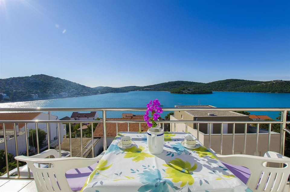 Apartments Rada - Unit 47300-61 - Croatia