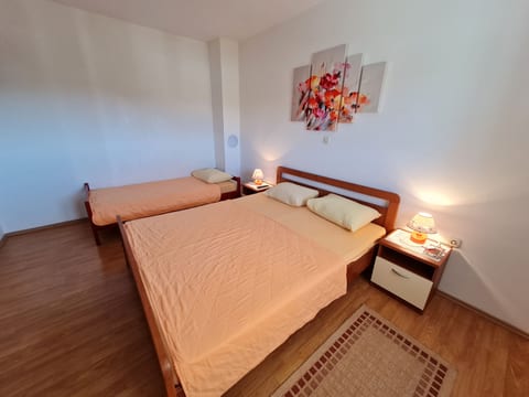 Apartments Vjenceslava - Unit 47306-61