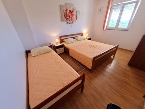 Apartments Vjenceslava - Unit 47306-61