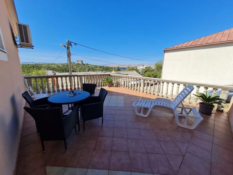 Apartments Vjenceslava - Unit 47307-61