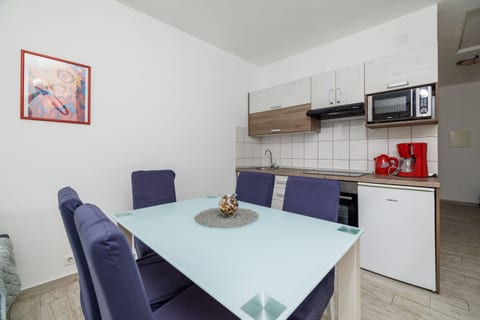 Apartments Toni - Unit 47316-61