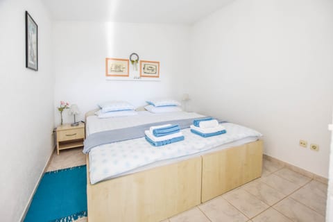 Apartment Ivan - Unit 47335-61