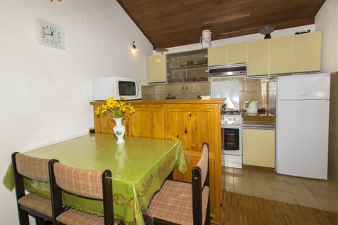 Apartment Kata - Unit 47373-61