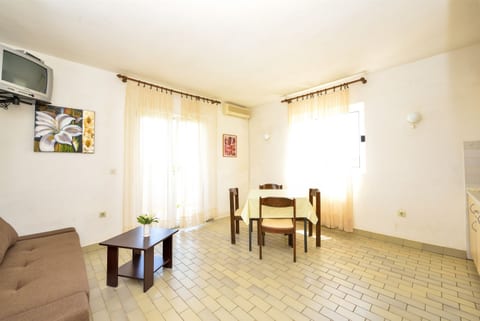 Apartments Villa Ana - Unit 47385-61