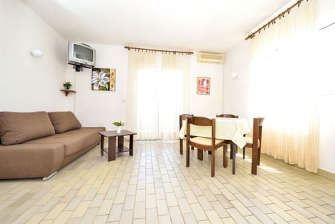 Apartments Villa Ana - Unit 47386-61