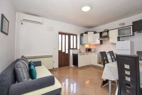 Apartments Marija - Unit 124614-15