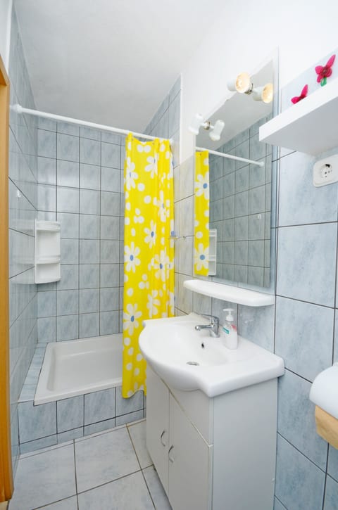 Apartments Jadranka - Unit 47454-61