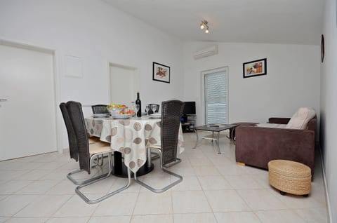 Apartments Šime - Unit 47538-61