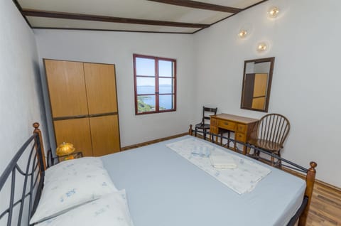 Apartment Boris - Unit 47557-61