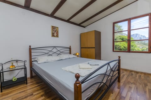 Apartment Boris - Unit 47557-61