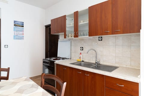 Apartments Ivo - Unit 47902-61