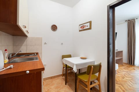 Apartments Ivo - Unit 47903-61