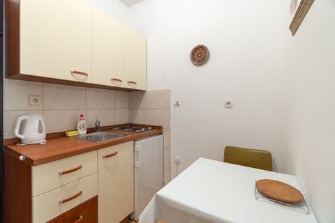 Apartments Ivo - Unit 47903-61