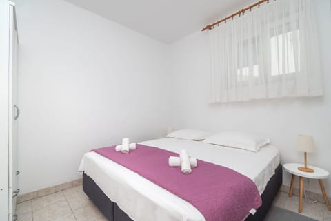 Apartments Ivica - Unit 47972-61