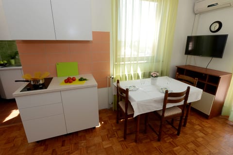 Apartments Anđelko - Unit 47995-61