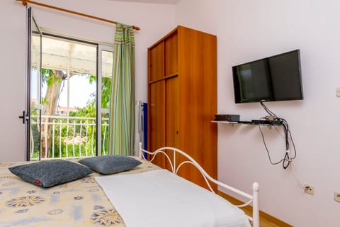 Apartments Berislav - Unit 48026-61