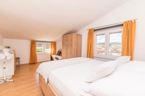 Apartments Blazica - Unit 48051-61