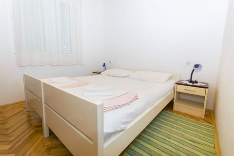 Apartment Tina - Unit 48061-61