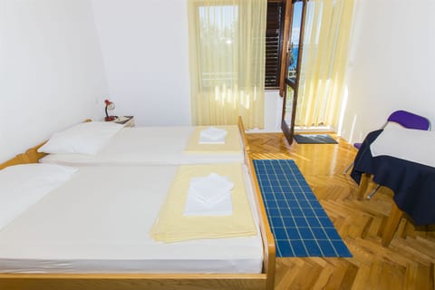 Apartment Tina - Unit 48061-61