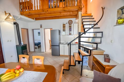House Kastel - Unit 48099-61