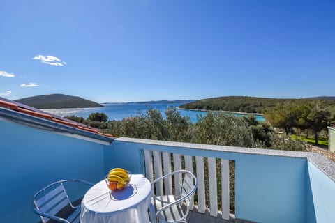 House Kastel - Unit 48099-61