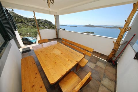 House Lovre - Unit 48103-61
