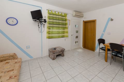 Apartments Ljubica - Unit 48127-61