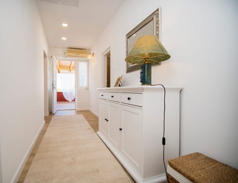 Apartment Sunny Family Terrace - Unit 48361-61
