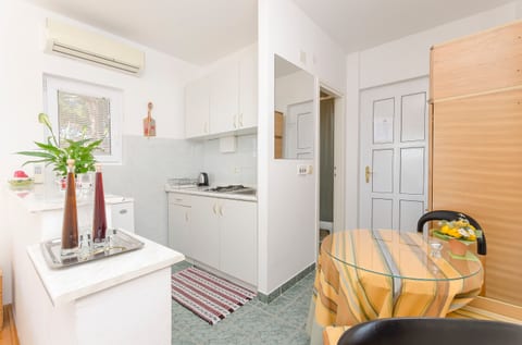 Apartments Vlasta - Unit 48441-61