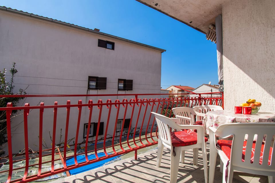 Apartments Ivan - Unit 48457-61