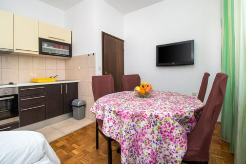 Apartments Ivan - Unit 48457-61