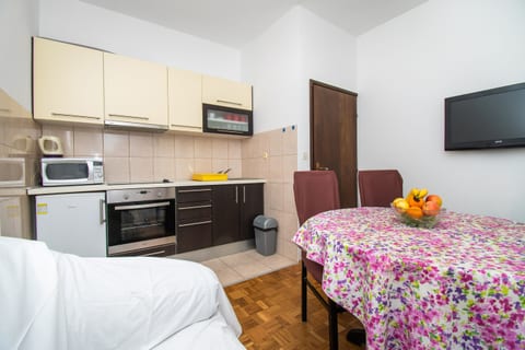Apartments Ivan - Unit 48457-61