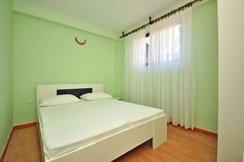 Apartments Marin - Unit 48551-61