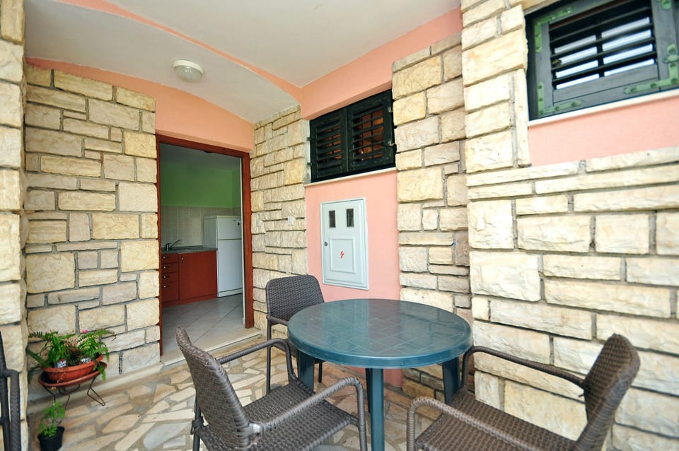 Apartments Marin - Unit 48551-61