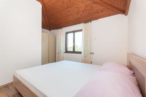 Apartments Marin - Unit 48553-61