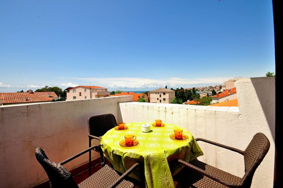 Apartments Marin - Unit 48553-61