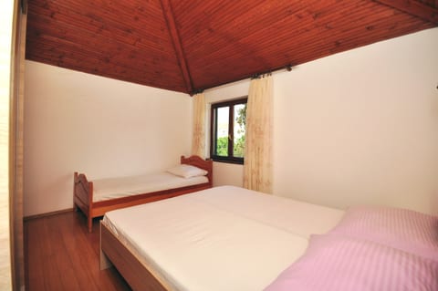 Apartments Marin - Unit 48553-61